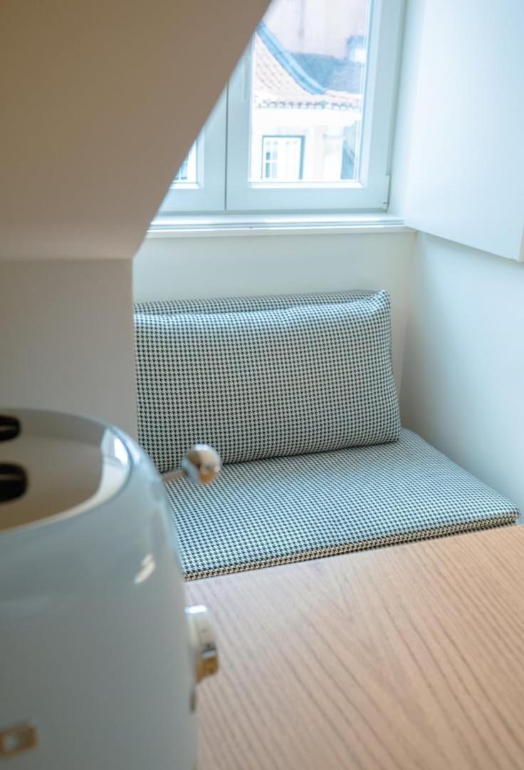Chic 1br Duplex W/ac Santa Catarina | By Airnest Lisbon